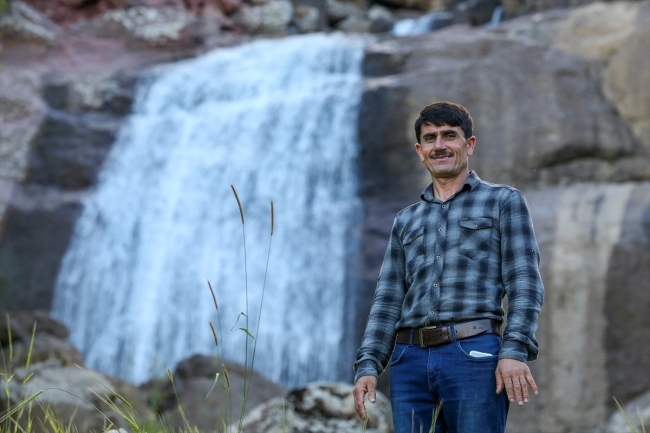 Mehmetçik dağları teröristlerden temizledi, Şemdinli huzura kavuştu